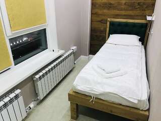 Отели типа «постель и завтрак» Gagarin Park Halal Apartments Алматы Небольшой одноместный номер-2