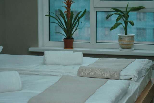 Отели типа «постель и завтрак» Gagarin Park Halal Apartments Алматы-11